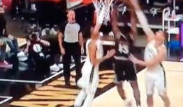 美记爆料字母哥视频回放,美记视频揭秘篮球巨星赛场风采”